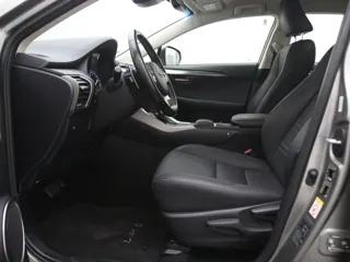 LEXUS NX300H Business Line
