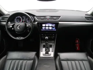 SKODA SUPERB Style