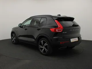 VOLVO XC40 R-Design