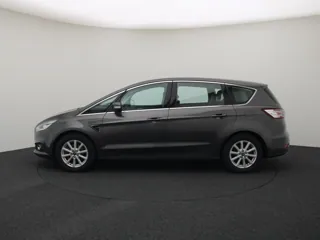 FORD S-MAX Titanium