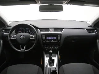 SKODA OCTAVIA Ambition Businessline