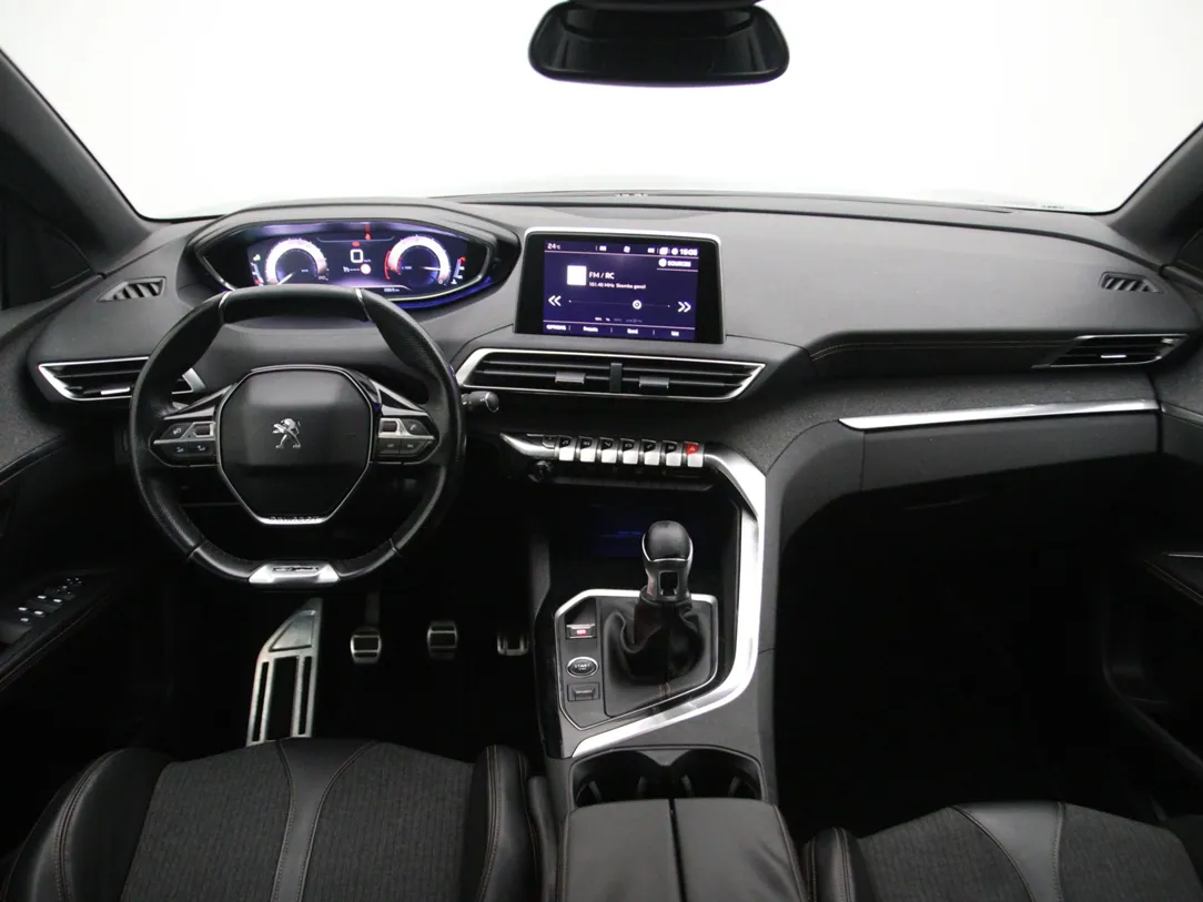 PEUGEOT 5008 GT-Line