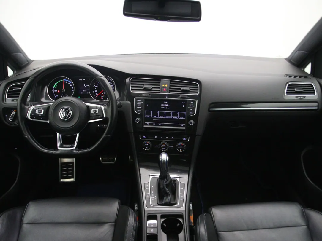 VOLKSWAGEN GOLF 7 GTE
