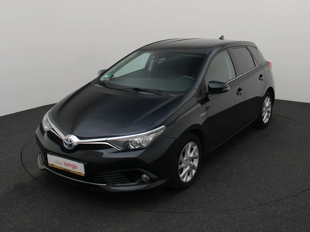 TOYOTA AURIS Dynamic