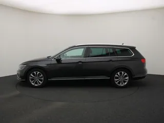 VOLKSWAGEN PASSAT B8 Elegance Business