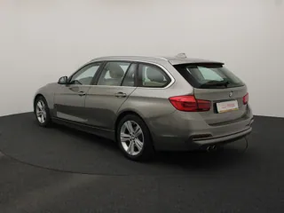 BMW 320 Essential