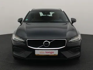 VOLVO V60 Momentum