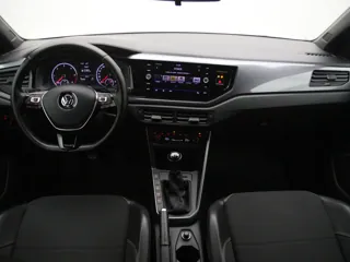 VOLKSWAGEN POLO R Line Business