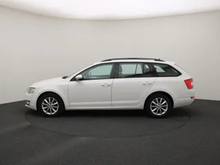 SKODA OCTAVIA Ambition Business