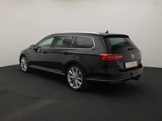 VOLKSWAGEN PASSAT B8 Highline