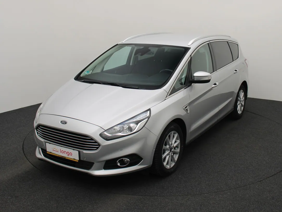 FORD S-MAX Titanium
