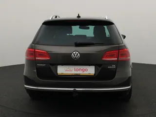VOLKSWAGEN PASSAT B7 R-Line Executive Edition