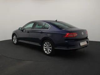 VOLKSWAGEN PASSAT B8 Highline Executive