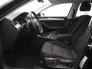 VOLKSWAGEN PASSAT B8 Comfortline Business