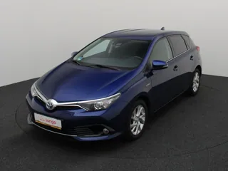 TOYOTA AURIS Dynamic