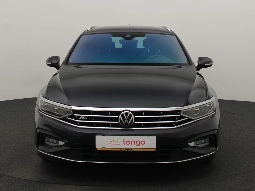 VOLKSWAGEN PASSAT B8 R-Line Business +