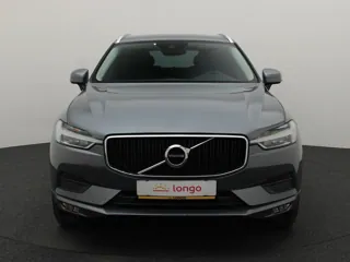 VOLVO XC60 Momentum Pro