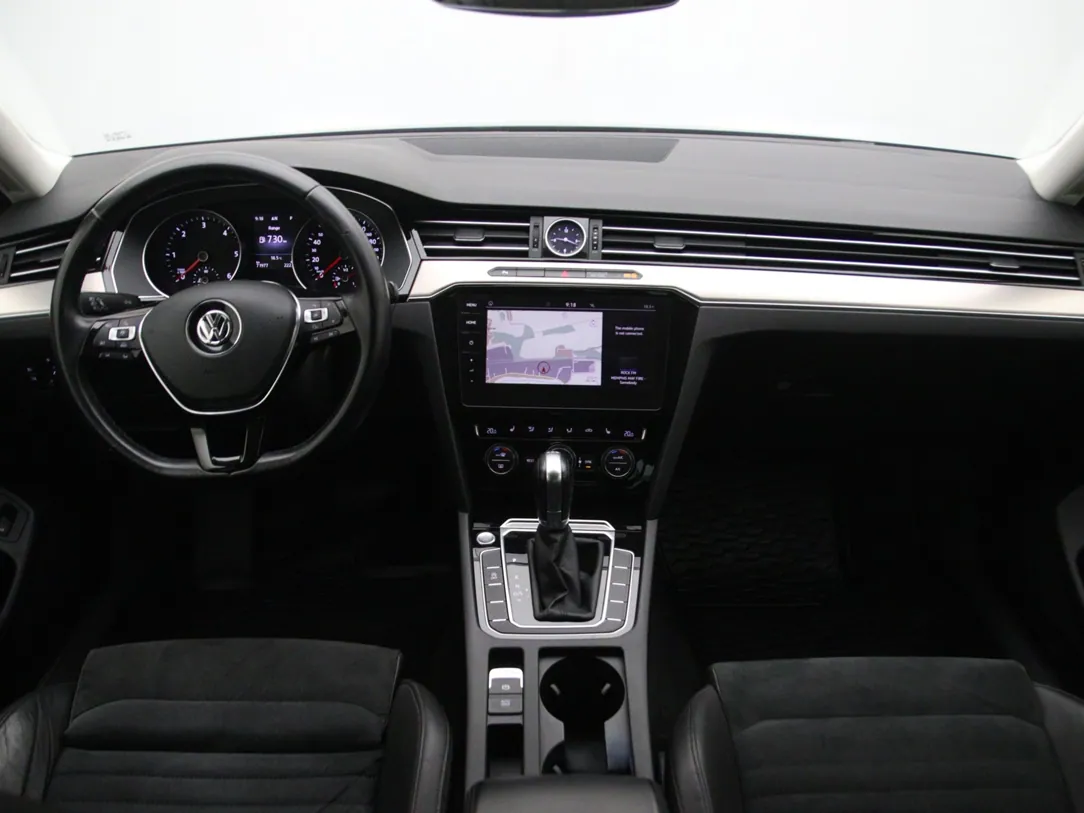 VOLKSWAGEN PASSAT B8 Highline Executive