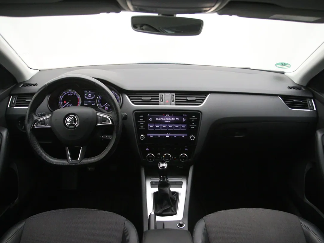 SKODA OCTAVIA Clever Edition