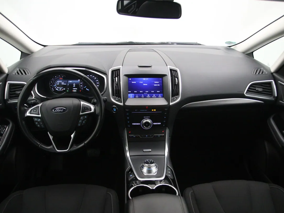 FORD S-MAX Titanium