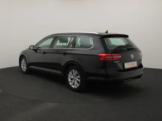 VOLKSWAGEN PASSAT B8 Comfortline Business