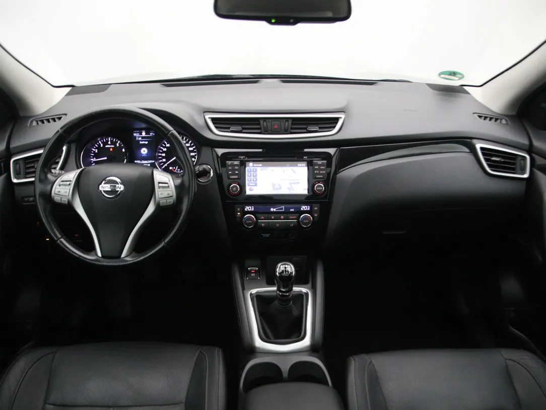 NISSAN QASHQAI Tekna