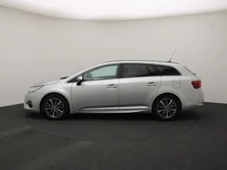 TOYOTA AVENSIS Pro