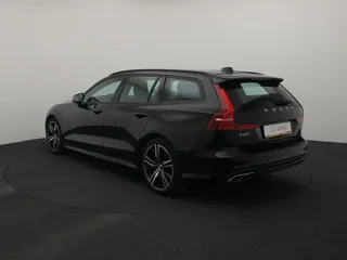 VOLVO V60 MHEV Momentum Advantage