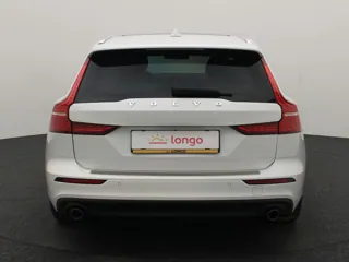 VOLVO V60 Momentum