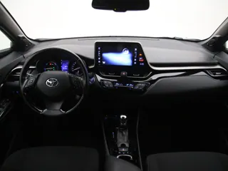 TOYOTA C-HR Dynamic