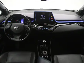 TOYOTA C-HR Dynamic