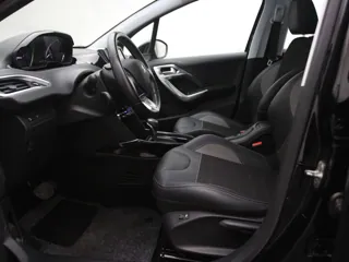 PEUGEOT 2008 GT-Line