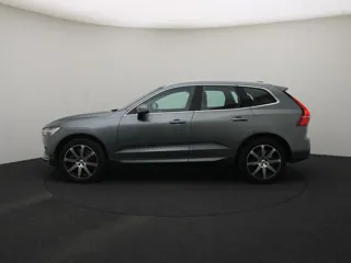 VOLVO XC60 Momentum