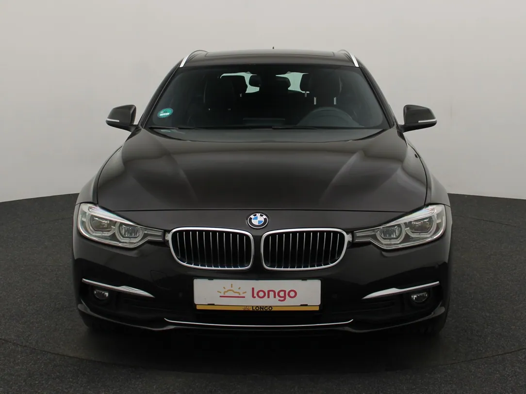 BMW 320 Sport Line Shadow High Executive