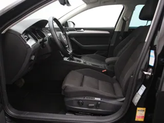 VOLKSWAGEN PASSAT B8 Comfortline