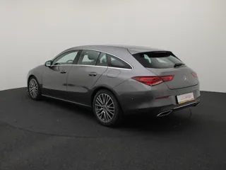 MERCEDES BENZ CLA180 Business Luxury