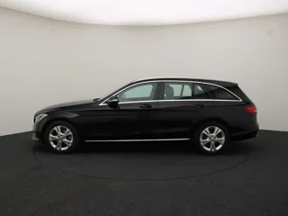 MERCEDES BENZ C220 Ambition