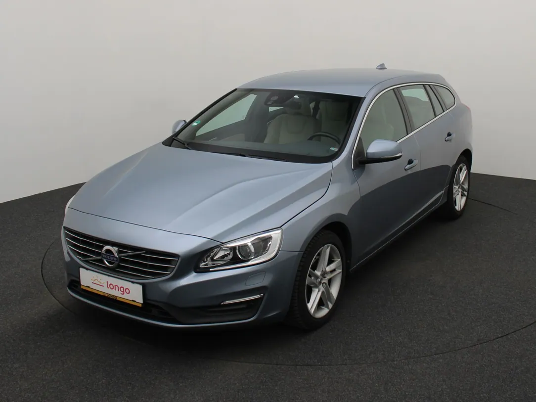 VOLVO V60 Polar+