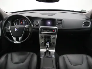 VOLVO V60 Summum