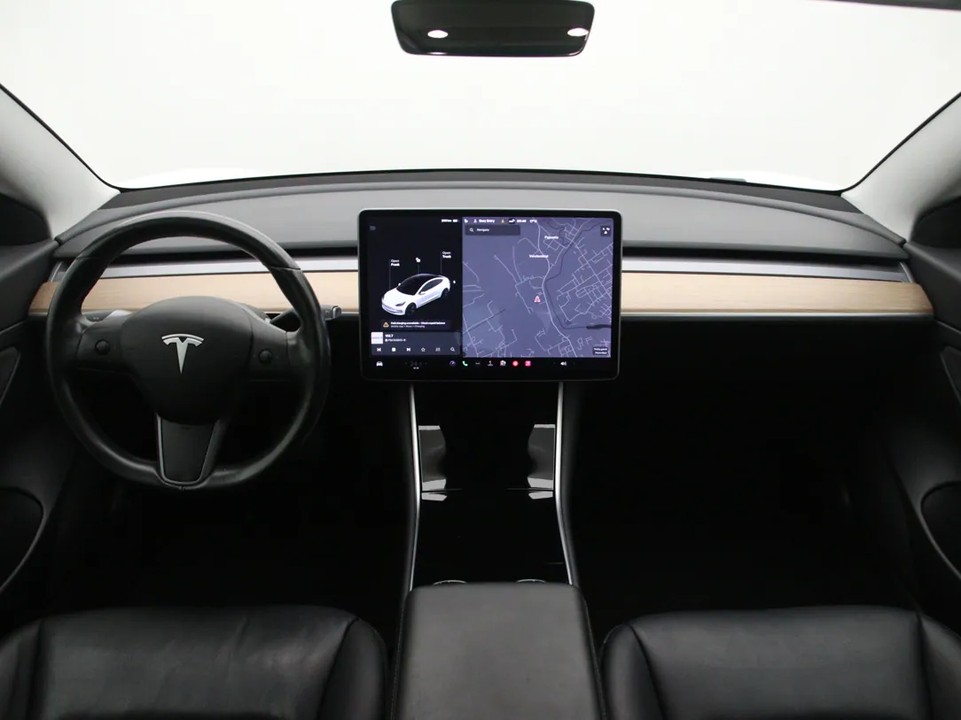 TESLA MODEL 3 Standard Plus 50 kWh