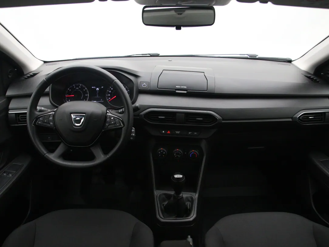 DACIA SANDERO Essential