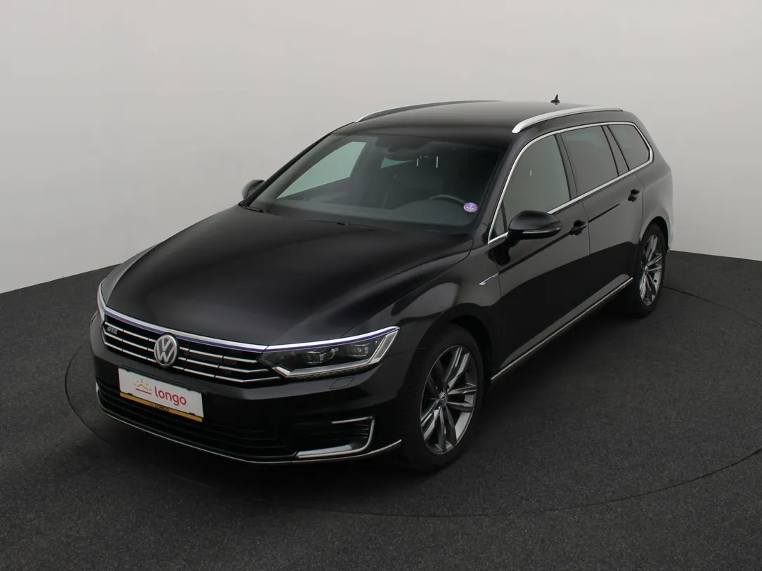 VOLKSWAGEN PASSAT B8 Highline