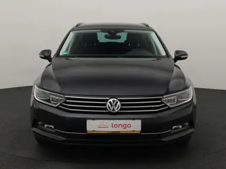 VOLKSWAGEN PASSAT B8 Highline
