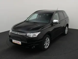 MITSUBISHI OUTLANDER Instyle+