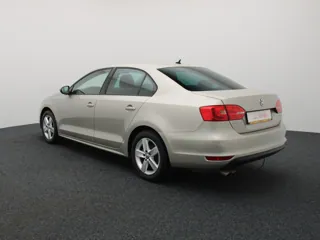 VOLKSWAGEN JETTA Life