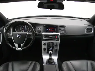 VOLVO V60 Summum