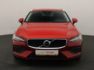 VOLVO V60 Momentum