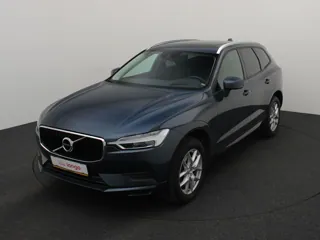 VOLVO XC60 Momentum