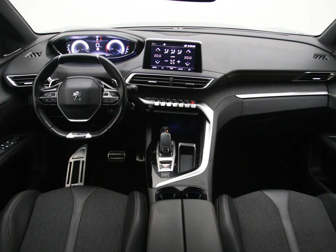 PEUGEOT 5008 GT-Line
