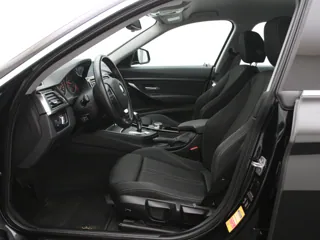 BMW 318 Gran Turismo Executive